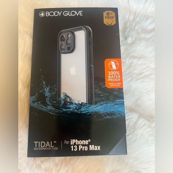 Body Glove Black and Silver Waterproof Case for iPhone 13 Pro Max - Picture 1 of 4